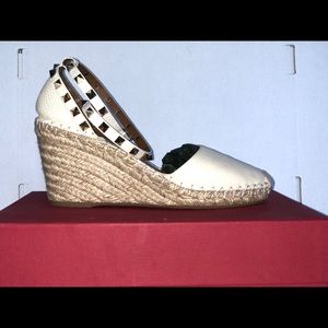 Valentino Garavani Rockstud Leather Espadrille Wedge